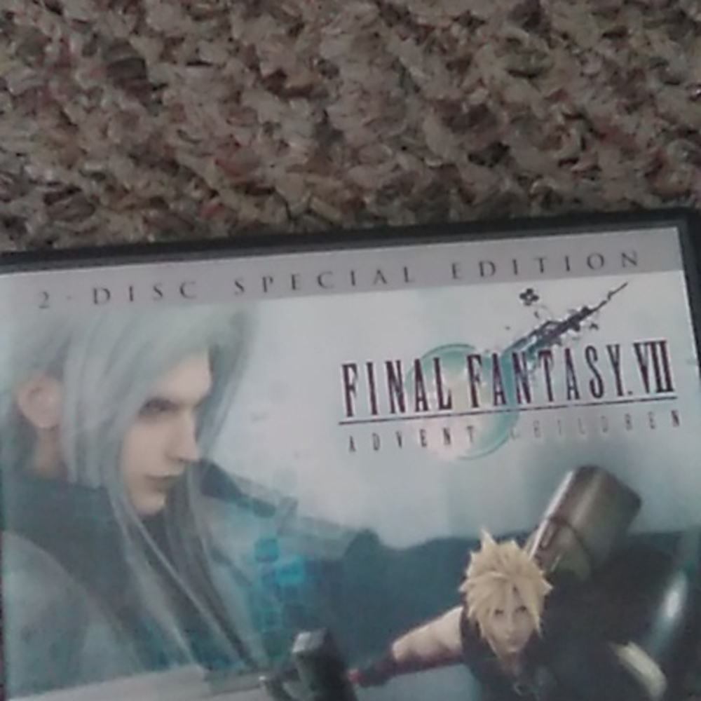 Final Fantasy 7 Advent Children DVD - Picture 2 of 6